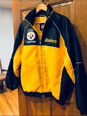 NFL PITTSBURGH STEELERS 6 TIME SUPERBOWL CHAMPIONS Jacket